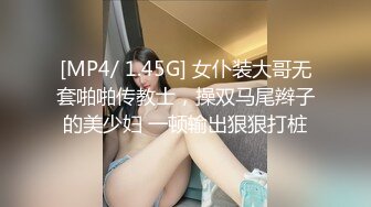 美女说 你一掏出来我就知道你要干嘛 舌头疼 没办法口深了 下面不疼只能操逼了