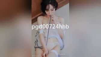 【OnlyFans】逃亡JJ爱KK，狂干群P，大型淫乱场面，两人真实夫妻，女的身材超级棒，群p的场面太过震撼 53