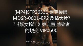 星恋主播~美少女【小雪大大大】火箭福利流出15V合一，自慰揉奶娇喘诱惑！