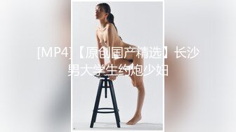 【三男一女4P名场面】【2】泰国长腿小姐姐被大汉无情蹂躏上下前后全方位操逼两根大屌双洞齐开干的受不了再换个