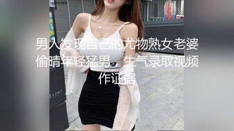 年轻气质女友朵朵，和包皮男小男友口交，很小心翼翼，慢慢给男友吃