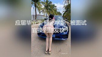 高颜值红唇妹子居家和男友啪啪 穿上黑色丝袜上位骑乘自己动大力猛操非常诱人!