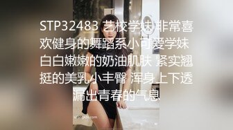 见过淫水的样子么，小骚逼等你们来日