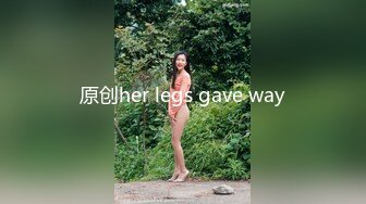 美女怀胎十月私拍流出,穿孕妇装骑乘太大胆了,直接内射